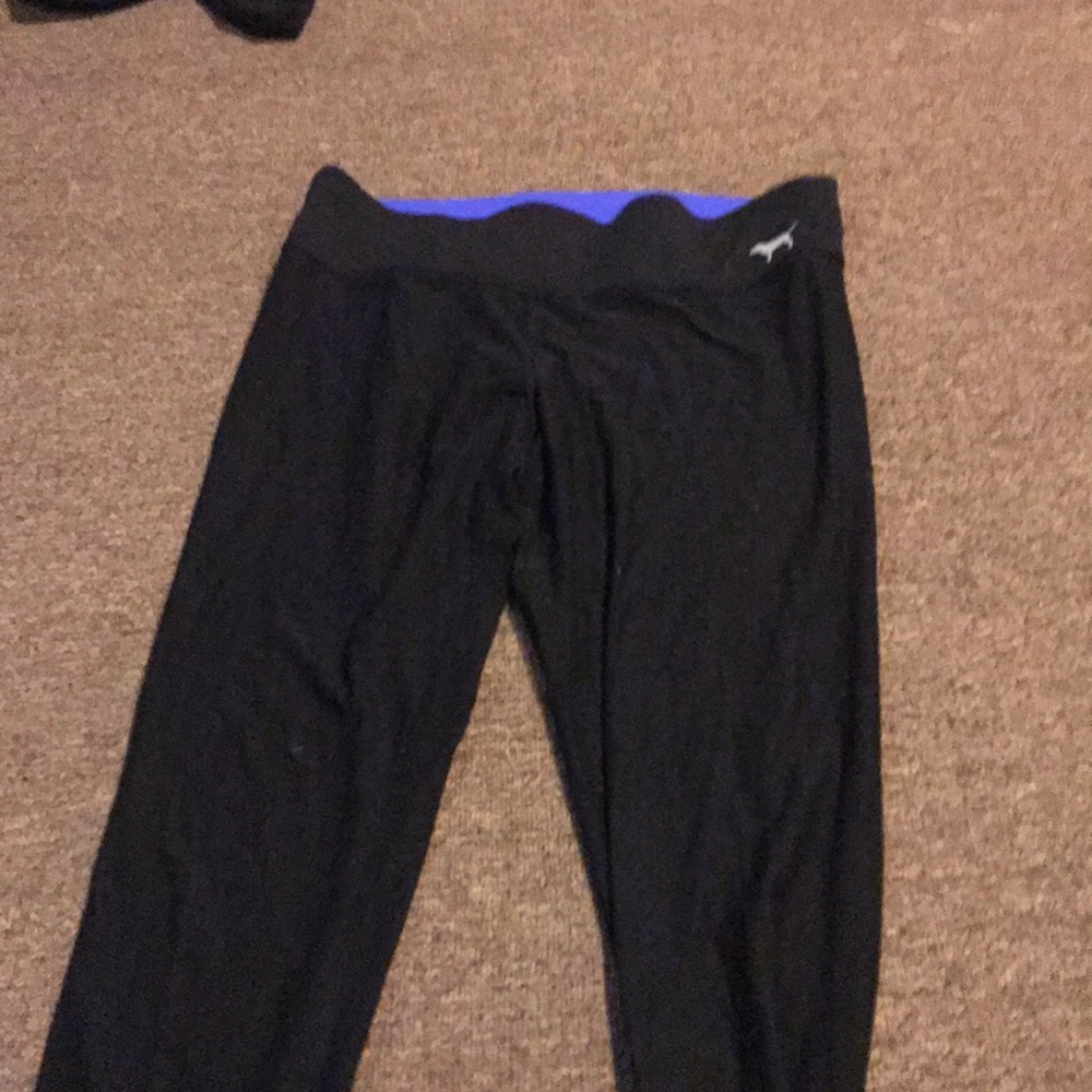Victoria’s Secret PINK leggings